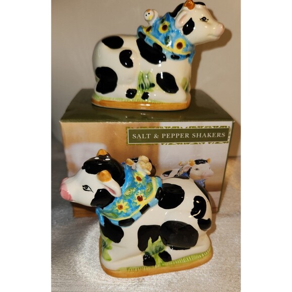 COW Salt & Pepper Shakers New in Box Maybe Vintage Walmart Set Original Box - Picture 2 of 8